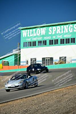 media/Oct-18-2025-Extreme Speed (Sat) [[d6d7e1fef1]]/Group 5/Session 1 (Turn 4)/